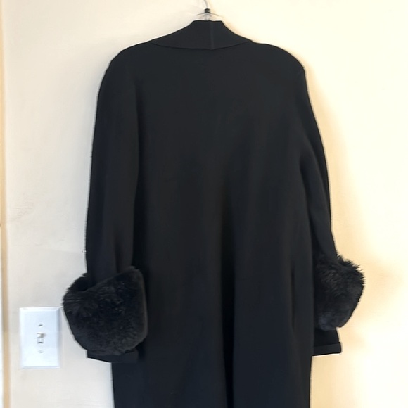 T Tahari Black Draped Open Front Faux Fur Trim Chic Size L - Picture 9 of 10
